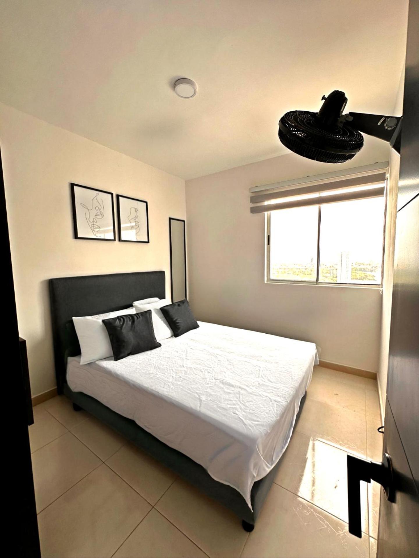 Cozy 27th Floor In De Indias Apartamento Cartagena